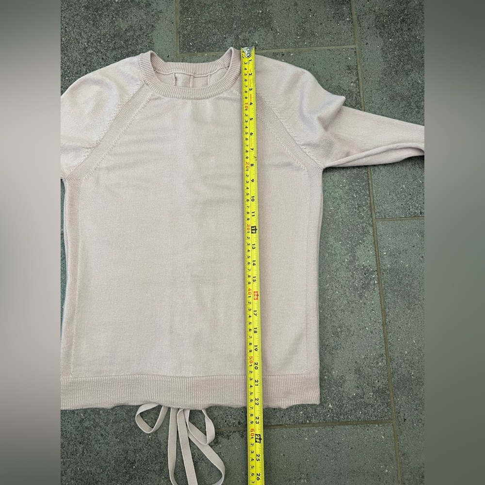Lululemon Tied To You Sweater
Misty Pink. Size 4. EUC - Picture 12 of 13